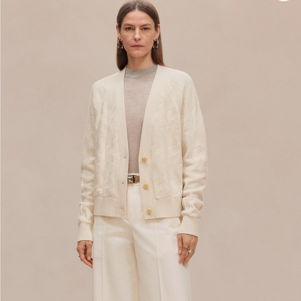 Authentic New with tags Hermes “H” Cream Women's Sweater Size 34 (XS)